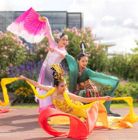 All Traditional Chinese Dance Names With History & Costumes - City ...