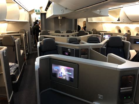 Review: American Airlines Business Class 787-8 Chicago To London ...