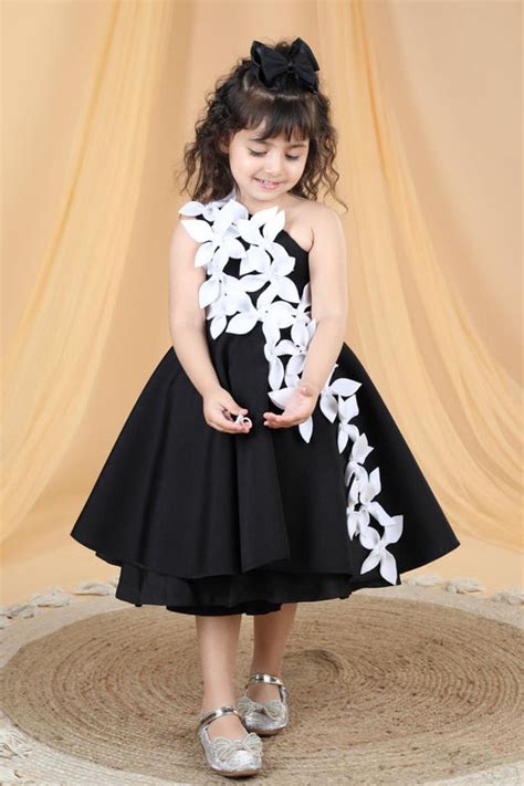 Luxury Designer Kidswear Brands | Shop Clothing at thelittlecelebs.com
