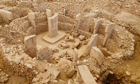 Göbekli Tepe - Ancient Temple Rewrites Human History