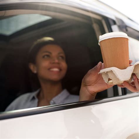 Is it rude to not tip for takeout? Leia aqui: Am I wrong for not ...