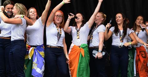 What’s making you happy? The Irish women’s hockey team and best mates ...