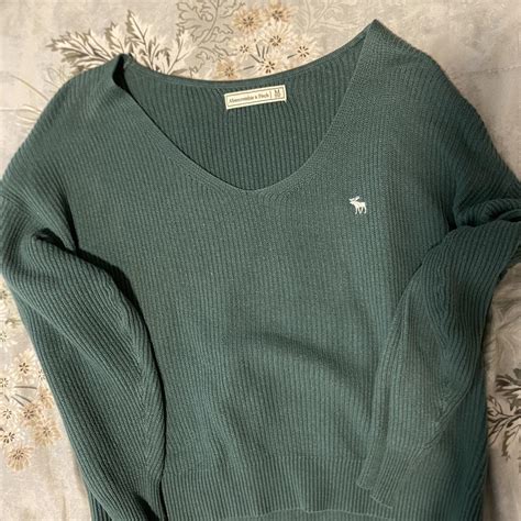 Green Abercrombie & fitch sweater - Depop