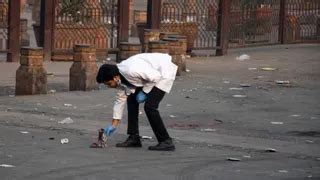 दिल्ली धमाके में अमोनियम नाइट्रेट के साथ Mother of Satan का इस्तेमाल ...