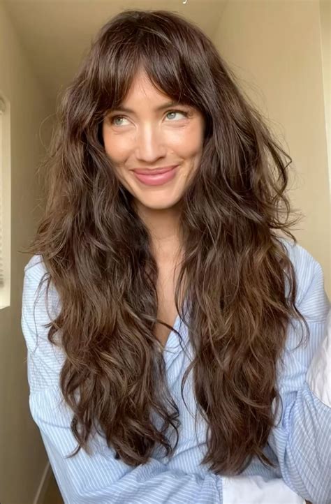 Hair inspo | Haircuts for wavy hair, Hair cuts, Long hair styles