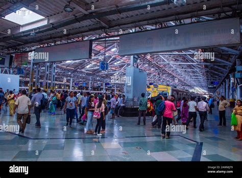 Local Train India 的图像结果