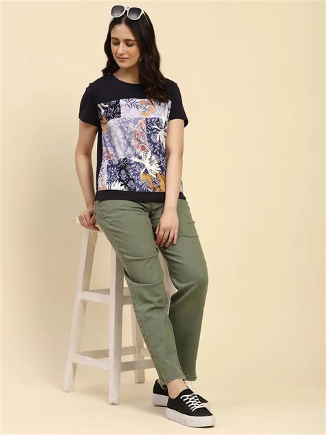Buy Stylish T-Shirts for Women Online - Global Republic