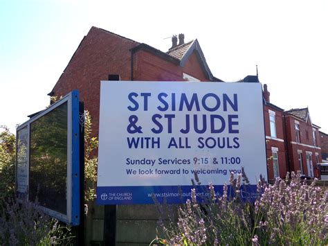 ST SIMON & ST JUDE'S WITH ALL SOULS CHURCH (Southport): Ce qu'il faut ...