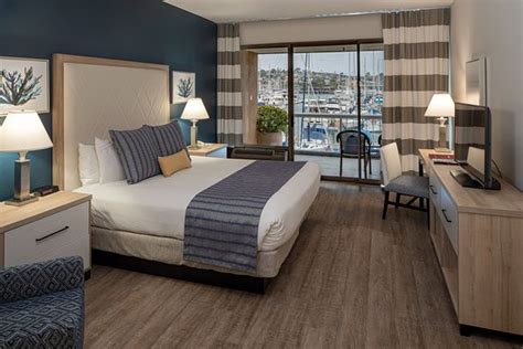 THE BAY CLUB HOTEL & MARINA (San Diego) - Hotel Reviews, Photos, Rate ...