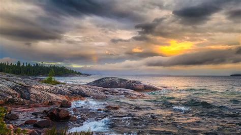 Do The Great Lakes Have Tides? Here's How They Work