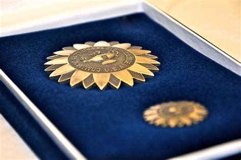 CGSC awards International Student Badges | Article | The United States Army