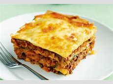 Cheesy beef and spinach lasagne