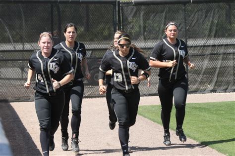 UCF Softball 2013 | Softball team, Ucf, Softball