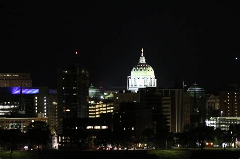 Negley Park Scenic Overlook Above the Susquehanna River and Harrisburg ...