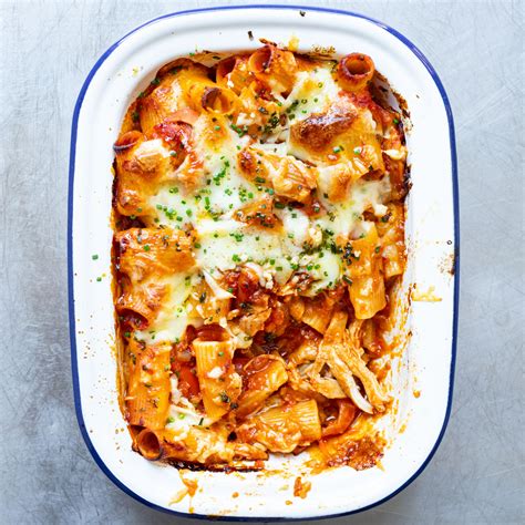 Juicy Chipotle Chicken Pasta Bake | Mob