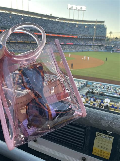 What’s your go-to stadium friendly clear bag? : r/handbags