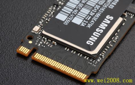 三星 PM981 1T NVME PCIE M.2固态硬盘SSD 256G 512G 笔记本电脑-阿里巴巴