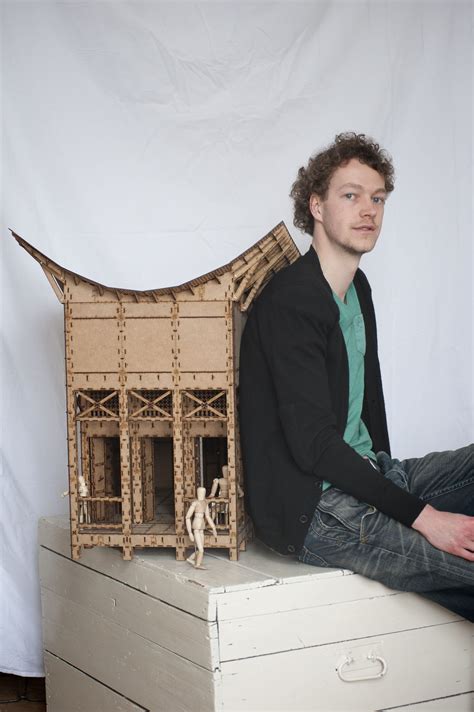 Computer Building 的图像结果