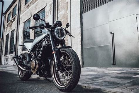 Husqvarna Updates the Vitpilen and Svartpilen 401 for EICMA 2019! » Car ...