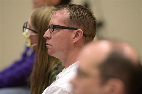 Jury begins deliberations in Alex Jones' Sandy Hook trial | Court TV