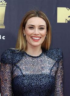 malvorlagen arielle vandenberg arielle vandenberg at 2018 mtv and tv awards in malvorlagen arielle vandenberg arielle vandenberg at 2018 mtv and tv awards in