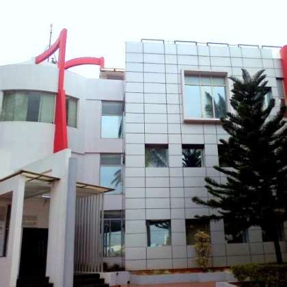 Scarlet Wireless Office Photos