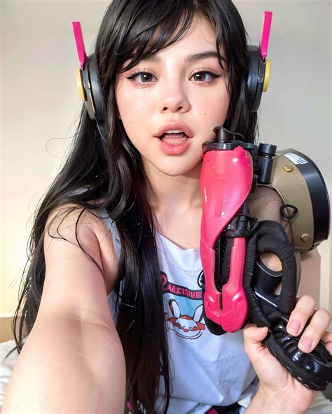 Super beautiful bright eyes、Girl hanging from the ceiling with her arms ...