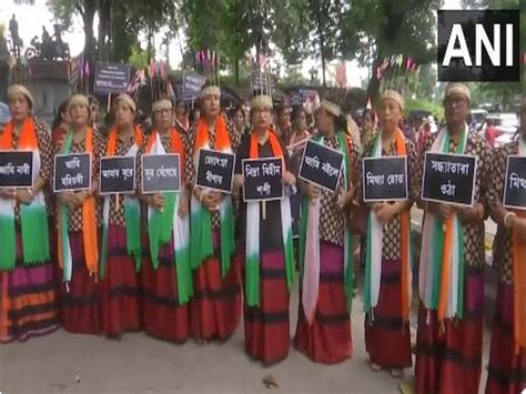 West Bengal: Trinamool Mahila Congress protests against atrocities on ...