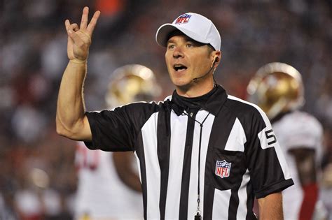 Referee Alex Kemp disagrees with Gene Steratore’s take…