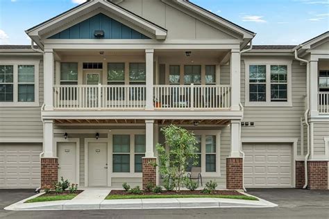 Springs At La Grange - Louisville, KY 40223 | ApartmentGuide.com