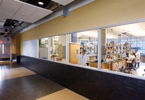 Bio Laboratory 的图像结果