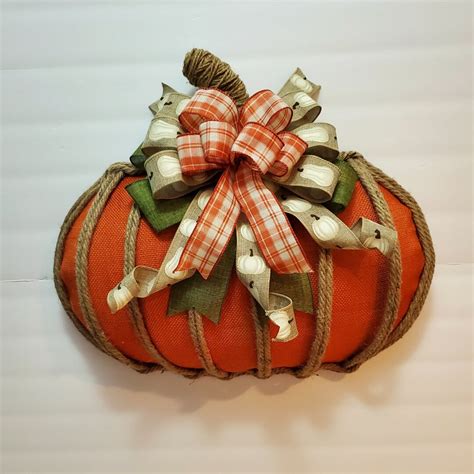 Image result for Pumpkin Frame Wreath Tutorial