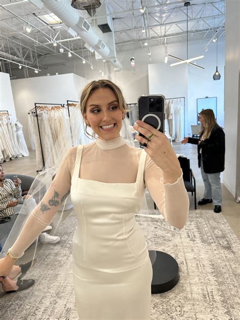 Cinq Bridal New Wedding Dress Save 16% - Stillwhite