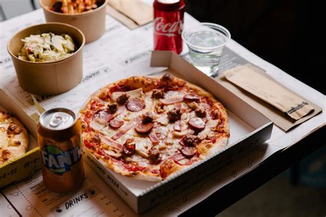 Pizzeria & Pizza Shop Near Me Melbourne CBD