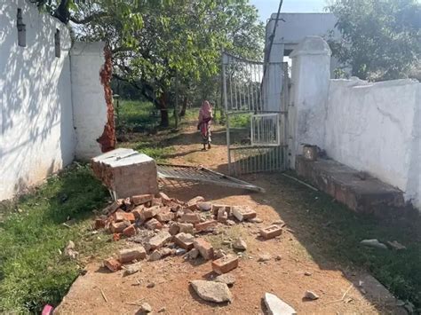 Chakulia Rampage – जंगली हाथी ने गोशाला में मचाया भारी उत्पात, गोशाला ...