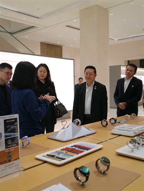 Secretary-General of ASEAN visits Huawei headquarters - ASEAN Main Portal