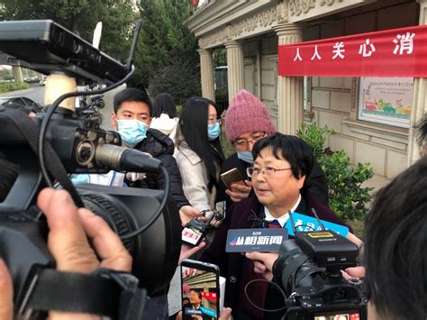 劳荣枝案庭审争议：公诉人指出“劳荣枝有杀人动机”_凤凰网