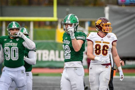 Raiders’ Maxx Crosby is running — and winning — his own marathon to be the NFL's best