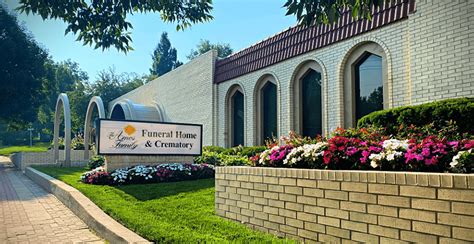 Amos Family Funeral Home & Crematory | A Shawnee Funeral Home