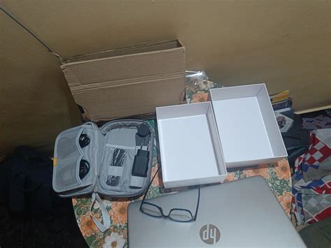 Yaber Projector,V2 WiFi Mini Projector 5500 Lux [Projector Screen ...