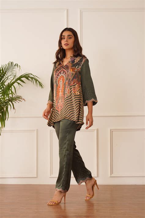 Regal Olive Green Printed Co-ord Set – INCHING INDIA