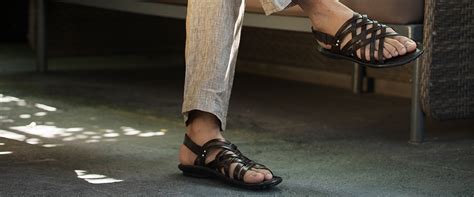 How To Wear Men’s Sandals