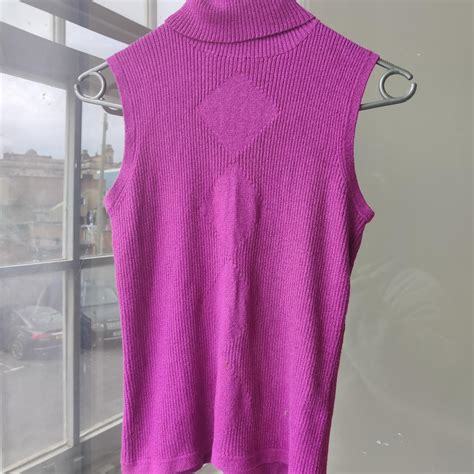 Women's Pink Vest | Depop