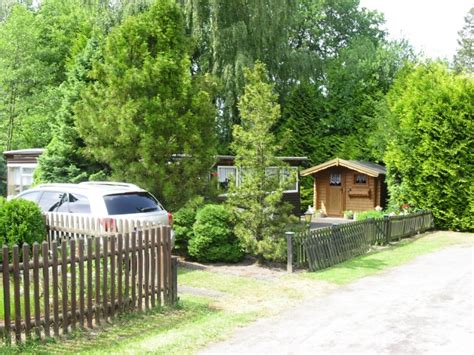 Wohnmobilheim auf dem Campingplatz am See in Fürstenau, Niedersachsen ...