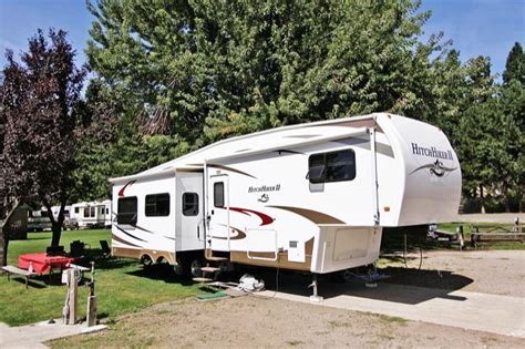 MCCLOUD DANCE COUNTRY RV RESORT - Campground Reviews & Photos - Tripadvisor