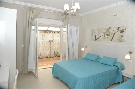 MEDITERRANEA SEA HOUSE (Montesilvano, Province of Pescara) - B&B ...