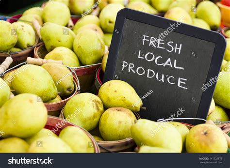 Local Produce Market 的图像结果