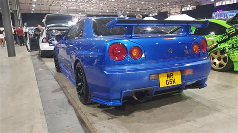 Bayside blue R34 (4032x2268) - 9GAG