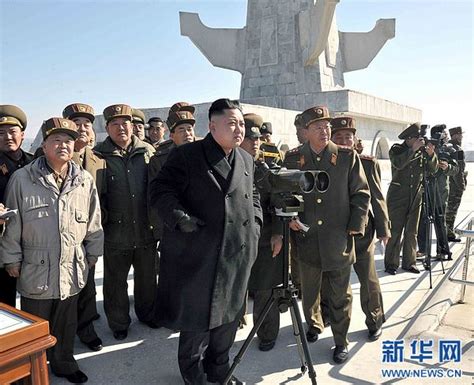 朝鲜炮兵举行实弹射击训练 金正恩到场指导_ 视频中国