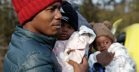 US, Canada shut down process that let asylum-seekers cross border ...